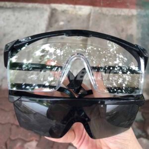 use-safety-goggles-5